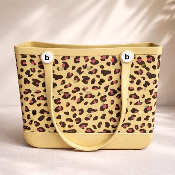Handbags - Leopard Print Beach Tote Bag